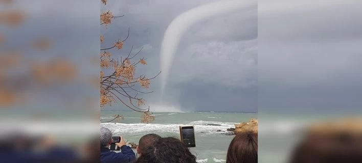 Κύπρος: Εντυπωσιακός υδροστρόβιλος στην Κερύνεια – Δείτε το Βίντεο